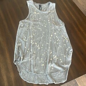 Paint splatter tank top. Super cute on. Size Large